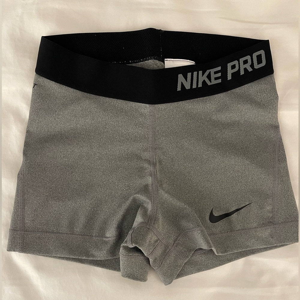 Nike Pro Women's Dri-Fit Grey Bike Shorts